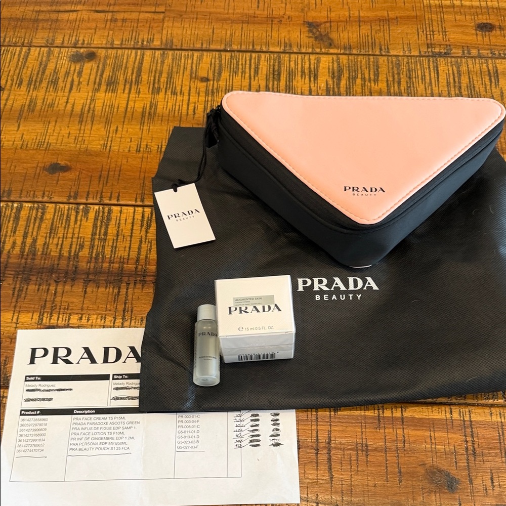 PRADA BEAUTY AUGMENTED SKIN BEST CREAM EVER 15 ml/ serum essence/ beauty pouch